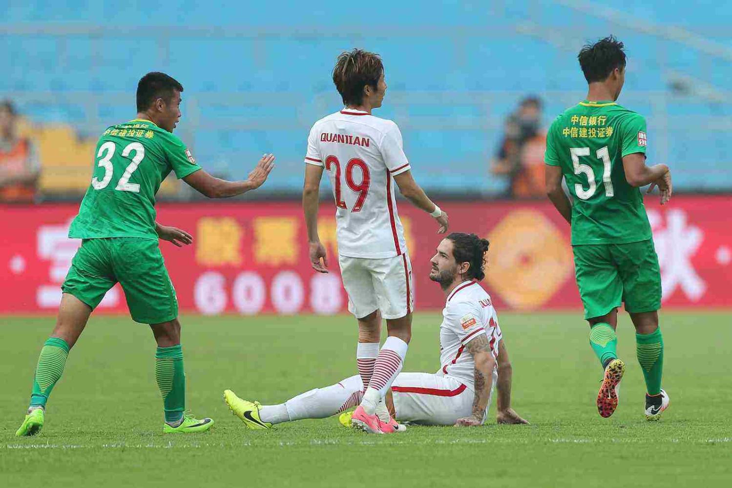 PG中国官网-上港客场力擒泰达,追平国安积分