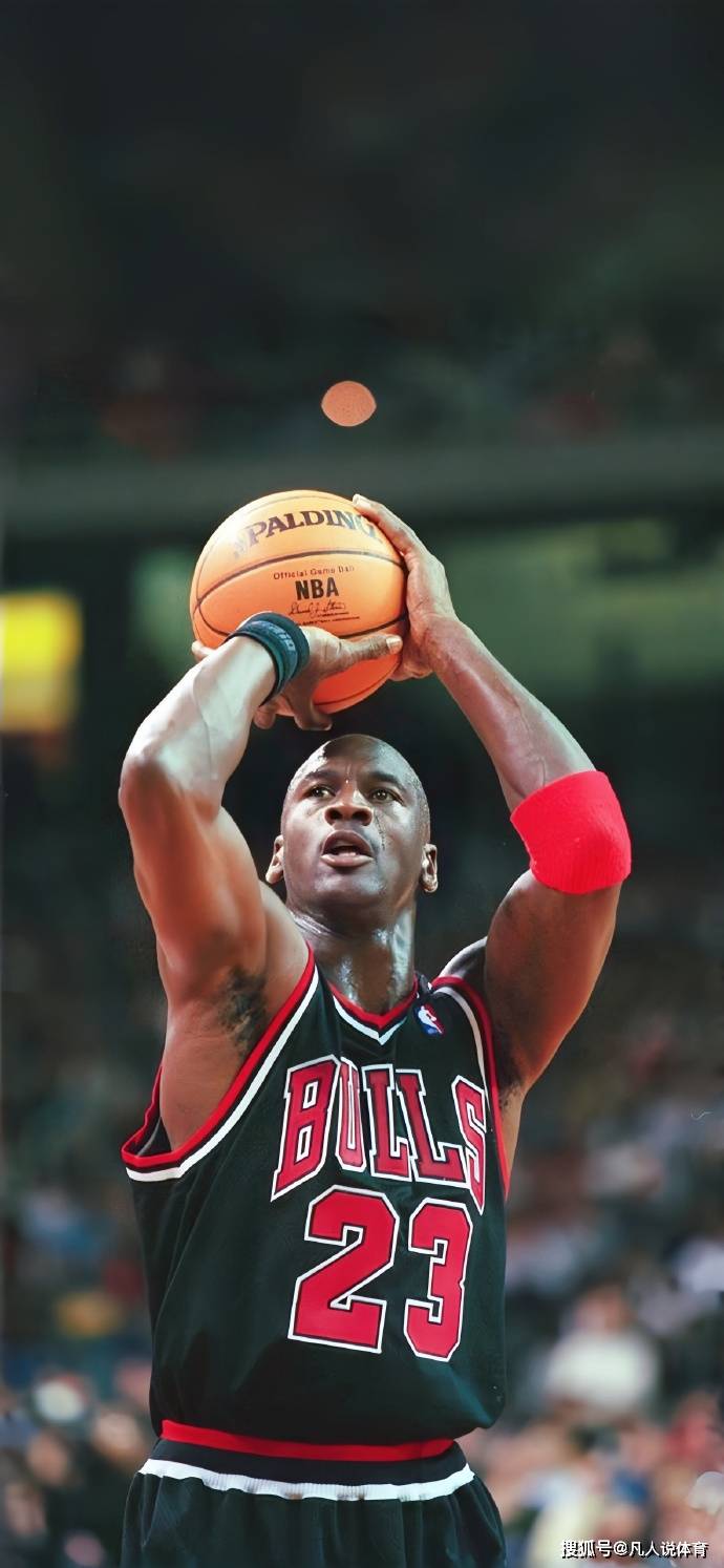 PG电子官网入口-篮球巨星乔丹入选名人堂,成为传奇一员